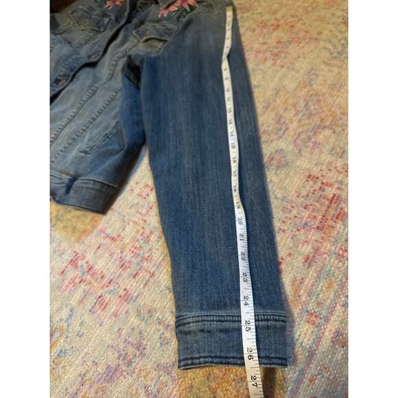 Torrid Fearless Embroidery Tiger Denim Women's Trucker Jacket 3X - Picture 8 of 8